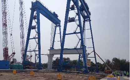 出口印度550噸門(mén)式起重機項目